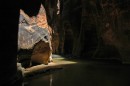 Zion_0363_Narrows * Shadows * 3008 x 2000 * (1.46MB)